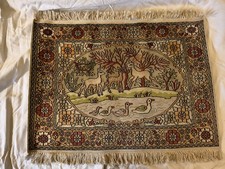 Handgeknüpfter Seidenteppich