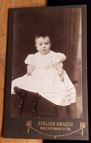 Sitting small child baby cdv - small, baby/cdv