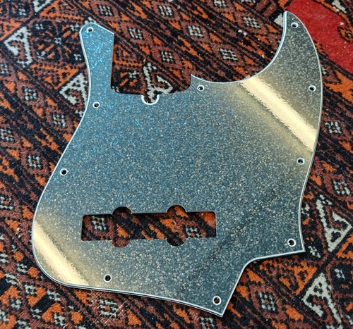 Fender jazz bass - jazz, pickguard