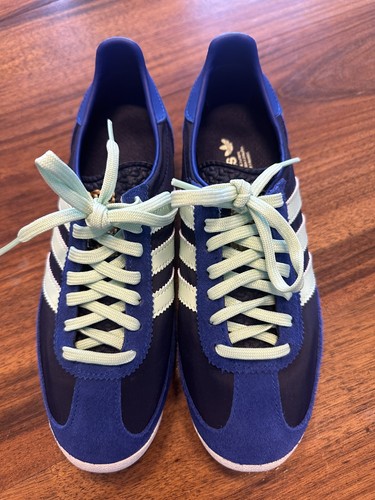 Adidas - ,