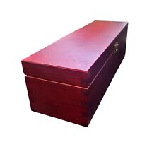 Weintruhe aus Holz – Weinzubehör – lackiert in Mahagonifarbe