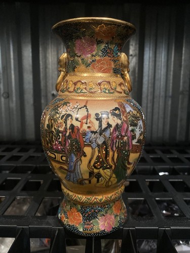 Vintage chinese royal - vintage,
