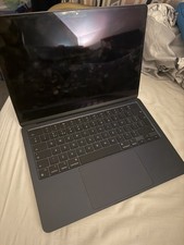 Apple MacBook Air 2024 M3 15 Zoll 512GB SSD 24GB RAM MITTERNACHT 