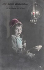 766487) nette Kinder AK "der kleine Zeitungsleser" gelaufen um 1910/15