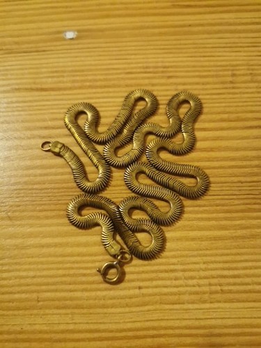 Goldfarbene