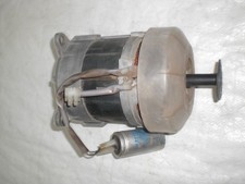 Marken Elektromotor STARK Rasenmäher 0,9kW 3000 1/min.L.Sommer+Konden+Ventilator