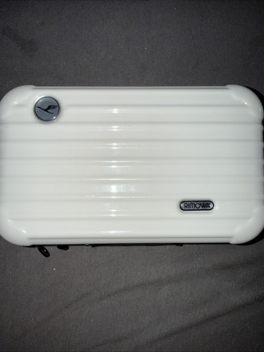Lufthansa rimowa amenity kit - rimowa,
