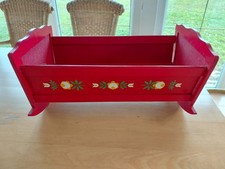 Puppenwiege aus Holz mit Malerei, Vintage