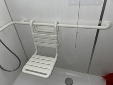 Hewi Profi-Duschsitz