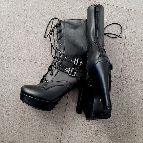 Sexy schwarze matt glänzende