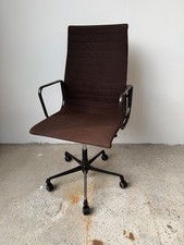 Herman Miller Vitra EA 119