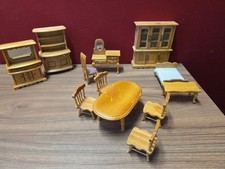 Antike Sammlung Puppenhaus