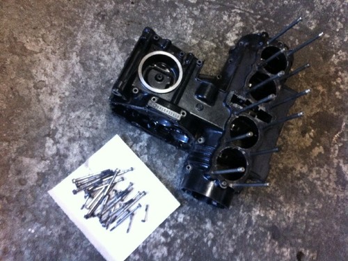 Motorblock leer