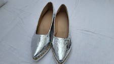 Eleganter Damen - Pumps Gr. 43 , eher Gr.42 in Silber