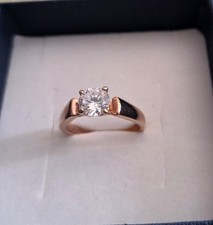 Schöner Damen Ring*Rotgold?*mit einem  großen Zirkonia*19,0*top