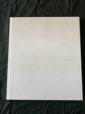 „White Line No. 01“