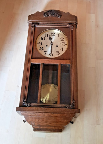 Holzwanduhr regulator - holzwanduhr,