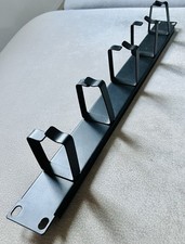 19 Zoll Rackblende mit Kabelhalterung 1A Zustand, 1 HE