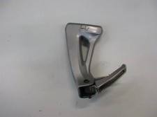 Fußrastenbrücke links hinten