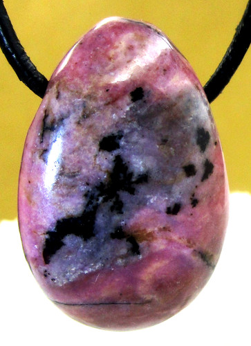 Rhodonit trommelstein - rhodonit,
