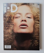 i-D Magazine, March 2002 (No.218) - The Landscape Issue (Carolyn Murphy)