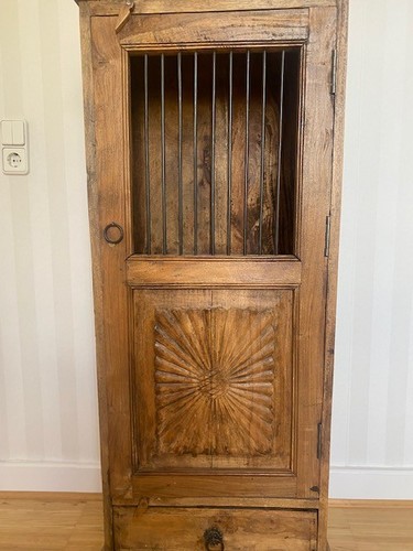 Rustikaler massivholz schrank - rustikaler,