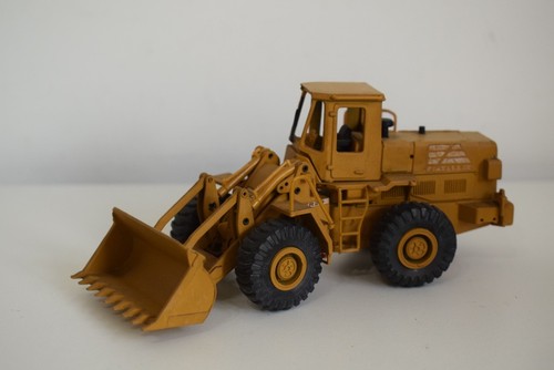 C17 old cars fiat allis - 1:50,