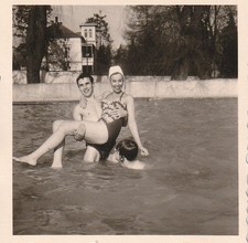 Vintage Foto Hübsche Frau im Badeanzug Mode Momentaufnahme 50er Jahre-2