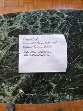 Couchtisch Grüner Echt-Marmor auf Nussbaum-Gestell