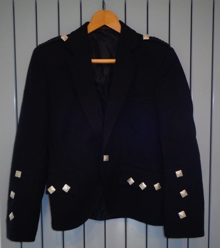 Schwarze schottische kiltjacke - schwarze,