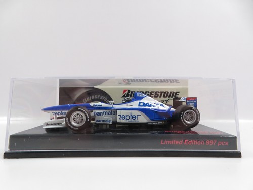 Minichamps 403970001 - 1:43,