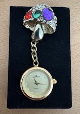 TEMPIC Uhr als Brosche „Pilz mit Strass“ vergoldet Vintage *neue Batterie* TOP