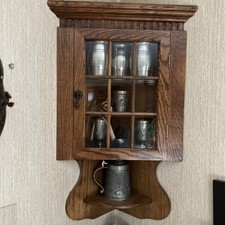 Antik Stil Eckschrank