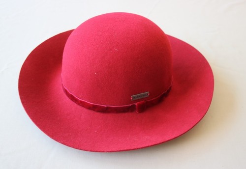 Eleganter damenhut von kangol - eleganter,
