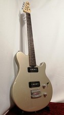 Musicman E-Gitarre Axis Sport
