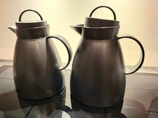 Zwei ALFI Isolierkannen Kunststoff schwarz 1,0 Liter, Modell 0935  DAN, sehr gut