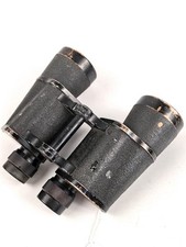 Dienstglas 10 x 50 Wehrmacht. Hersteller blc. Klare Durchsicht, rechts kleine Pu