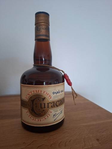 Curacao orange liqueur extra - orange,