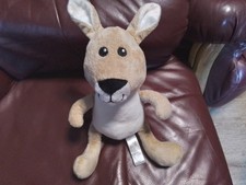 Kik Stofftier Kuscheltier Känguru in Braun / Weißer 25 cm groß wie Neu