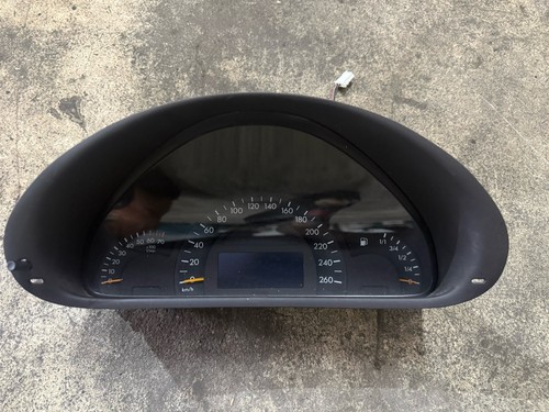 Mercedes w203 c180 - mercedes,