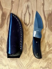 Neues, kleines Jagdmesser