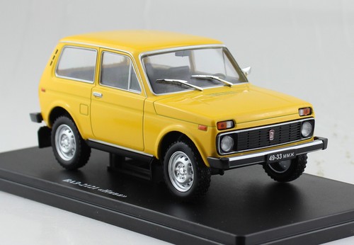 Lada niva 1977 gelb 24 - niva,