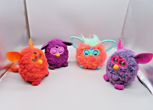 Se4684 konvolut furby hasbro - furby,