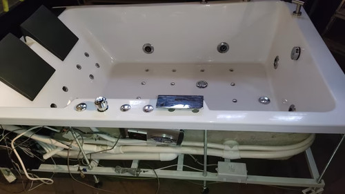 Whirlpool jacuzzi - whirlpool,