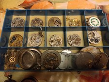 Konvolut Uhrwerke Taschenuhren/Zifferblätter/Gehäuse für Uhrmacher Ersatzteile