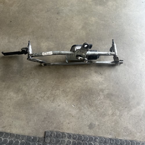 Scheibenwischermotor mit