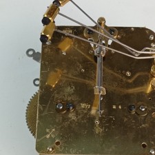 Altes Pfeilkreuz Uhrwerk für Tischuhr Schrankuhr Uhrmacher Uhr clock movement