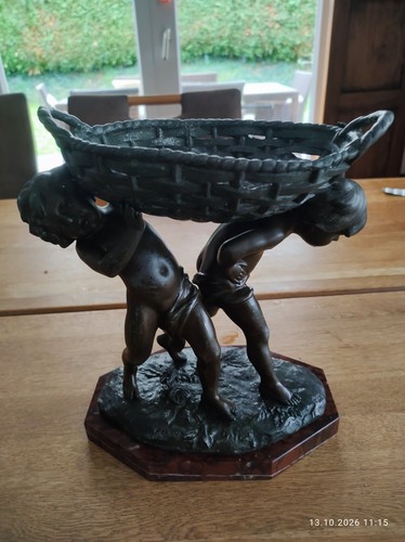 Skulptur von perron - ch., '