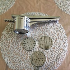 TCM Spaetzle Presse m.3 Einsätzen S