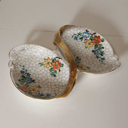 Doppelschale mit blumendekor - doppelschale,